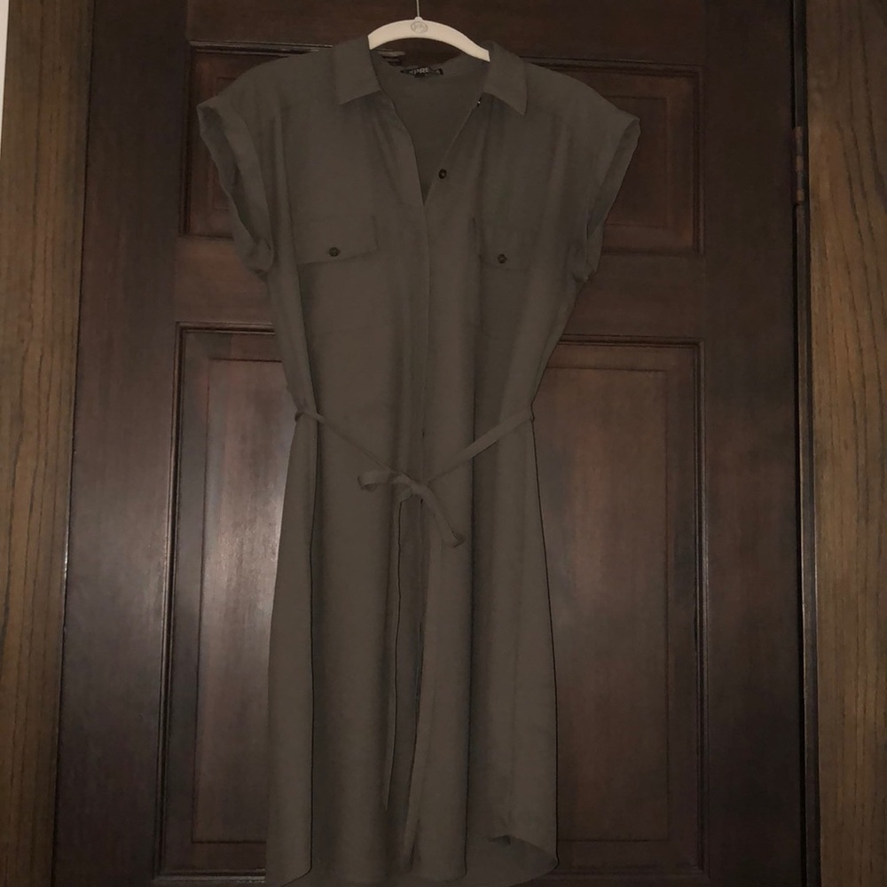 Express button down collared shirt dress with belt
